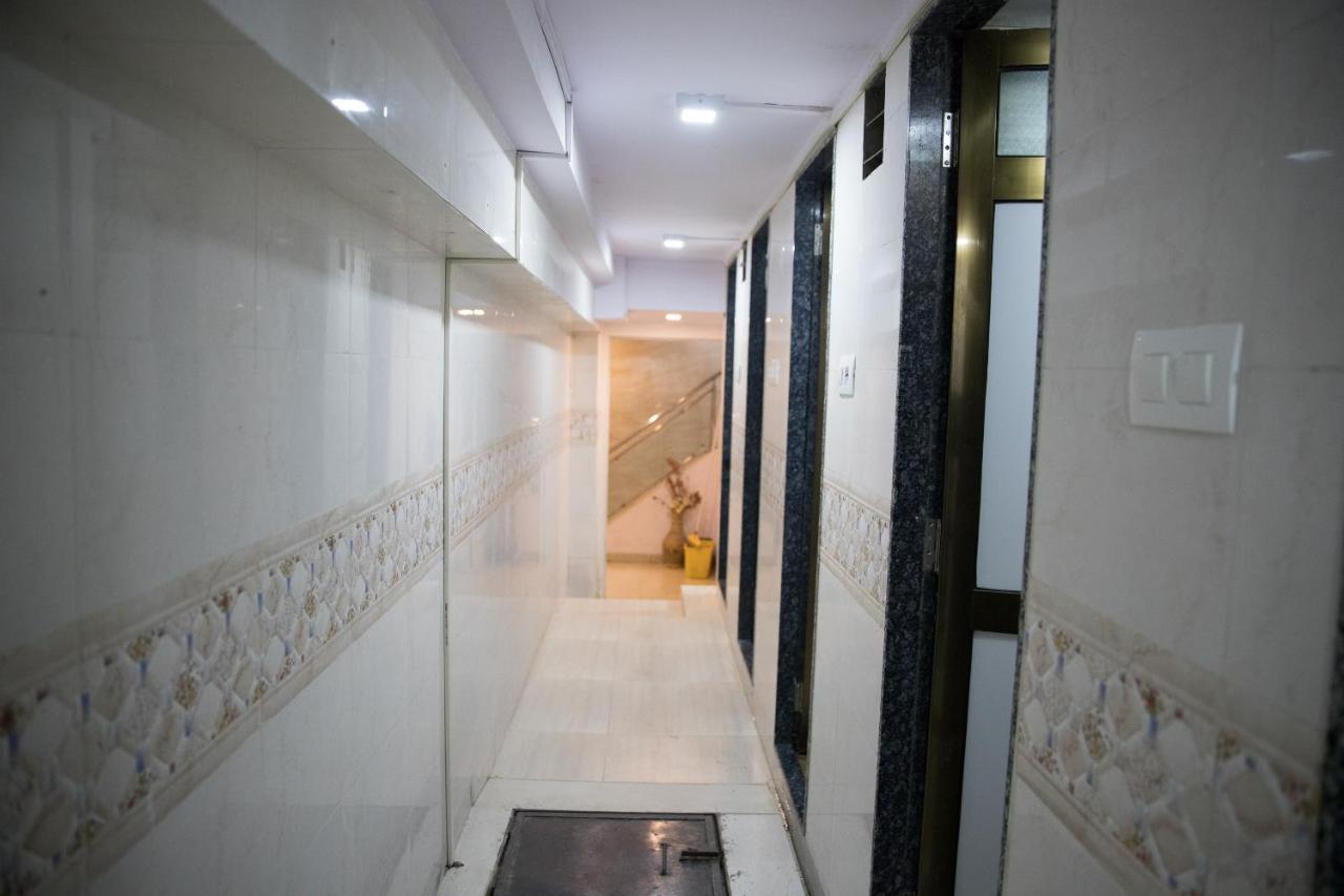 Mumbai Darbar Hotel Exterior photo